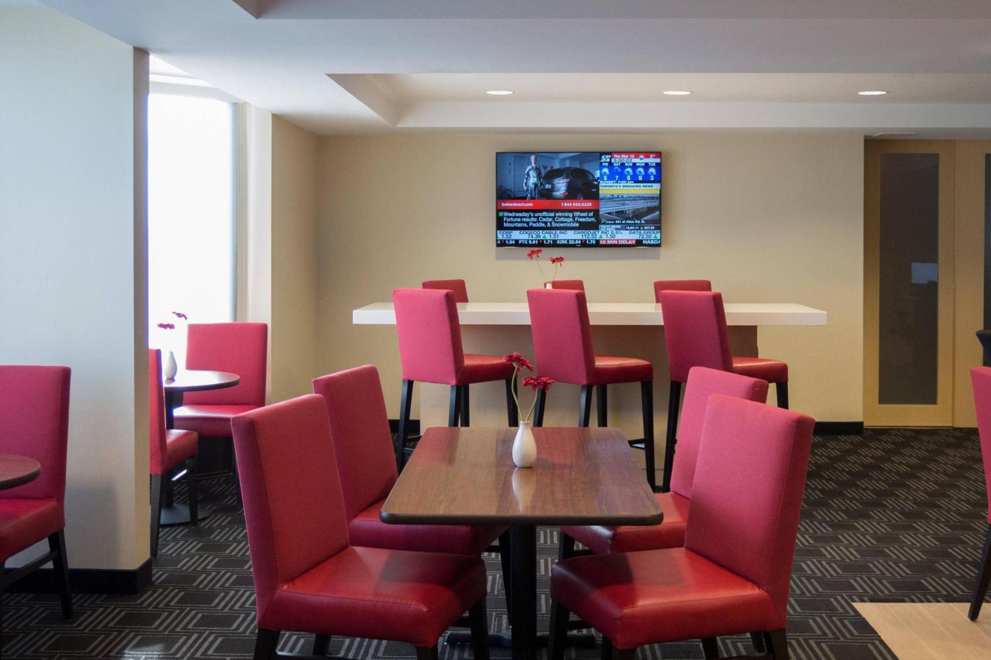 Towneplace Suites By Marriott Toronto Northeast/Markham Zewnętrze zdjęcie