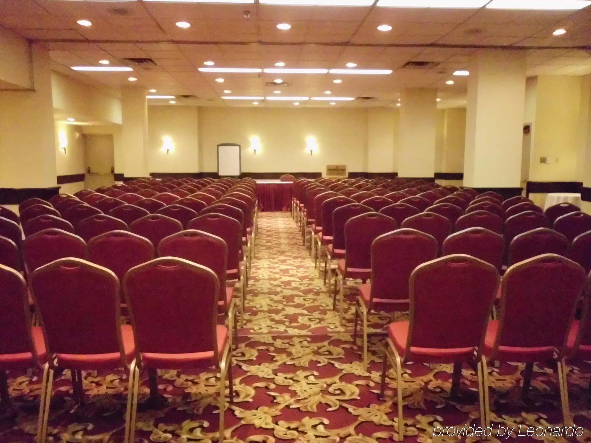 Towneplace Suites By Marriott Toronto Northeast/Markham Zewnętrze zdjęcie